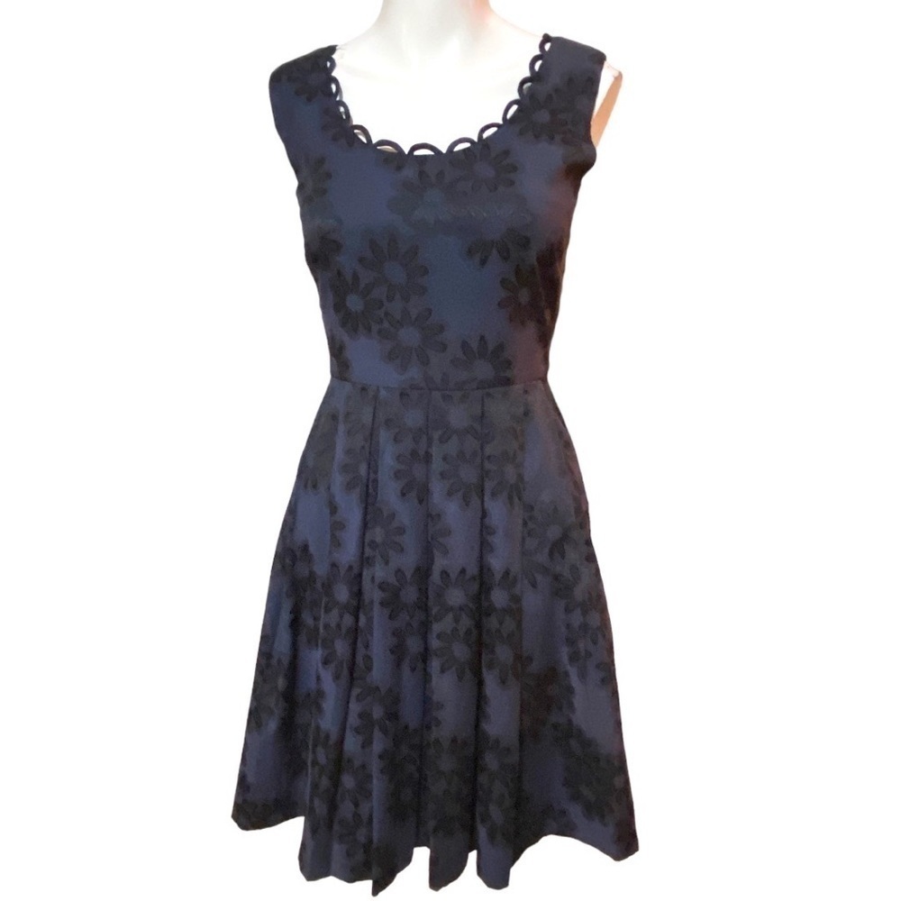 Louche London for ModCloth Noviaz-Daisy Size XS